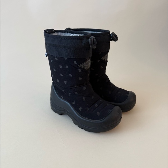 Kids Kuoma Black Heart Pattern Boots - Picture 1 of 3